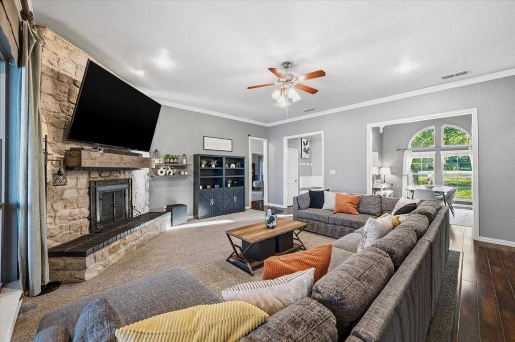 137 Prairie Ridge Drive, Aledo, TX 76008