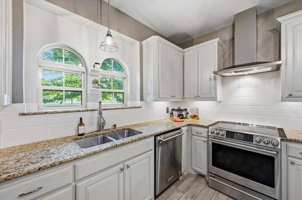 137 Prairie Ridge Drive, Aledo, TX 76008