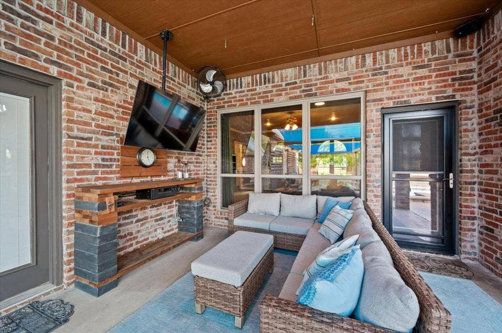 137 Prairie Ridge Drive, Aledo, TX 76008