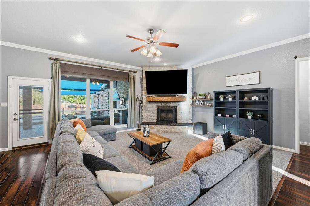 137 Prairie Ridge Drive, Aledo, TX 76008
