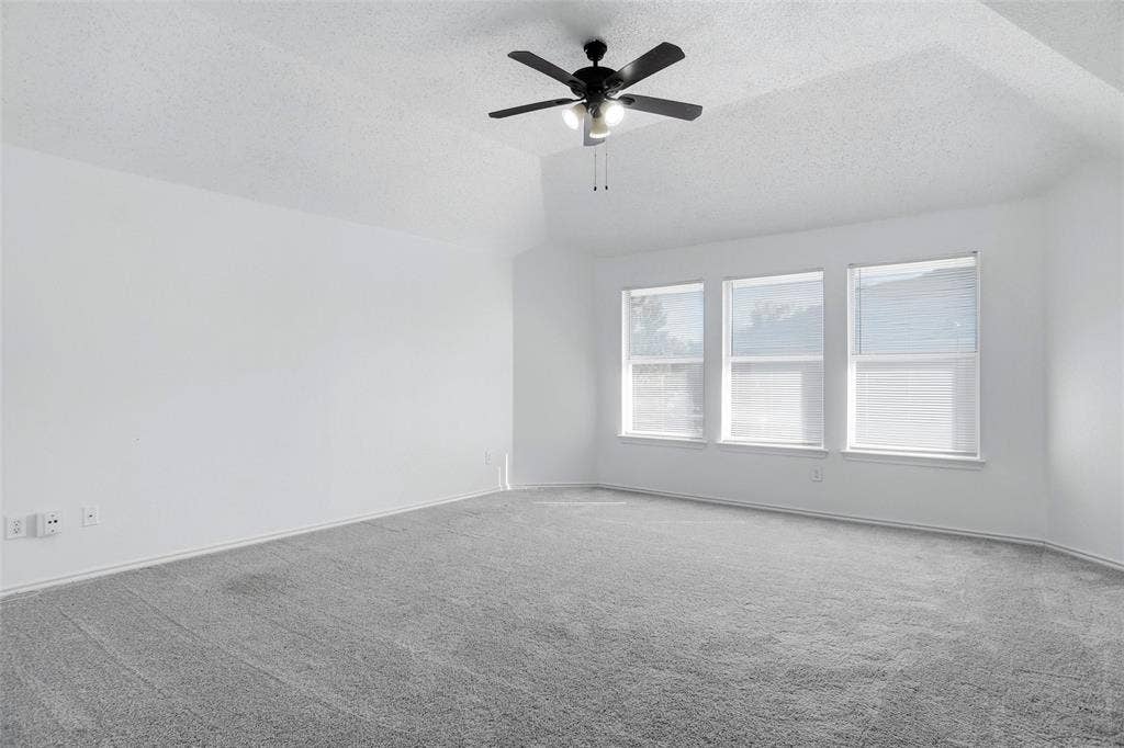 2447 Ranchview Drive, Grand Prairie, TX 75052 2447 Ranchview Drive, Grand Prairie, TX 75052