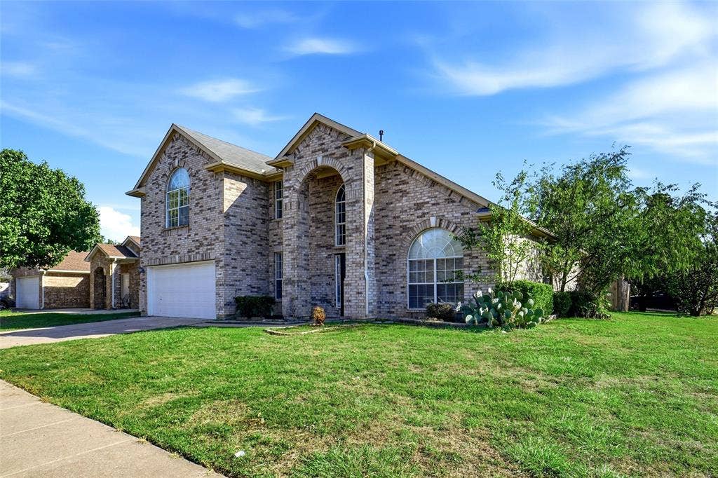 2447 Ranchview Drive, Grand Prairie, TX 75052 2447 Ranchview Drive, Grand Prairie, TX 75052