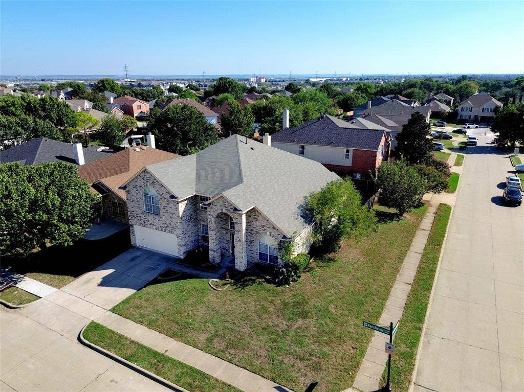 2447 Ranchview Drive, Grand Prairie, TX 75052 2447 Ranchview Drive, Grand Prairie, TX 75052