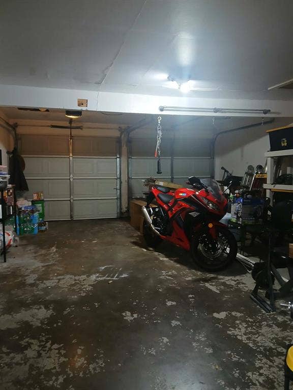 1111 Hickory Street, Irving, TX 75060 1111 Hickory Street, Irving, TX 75060