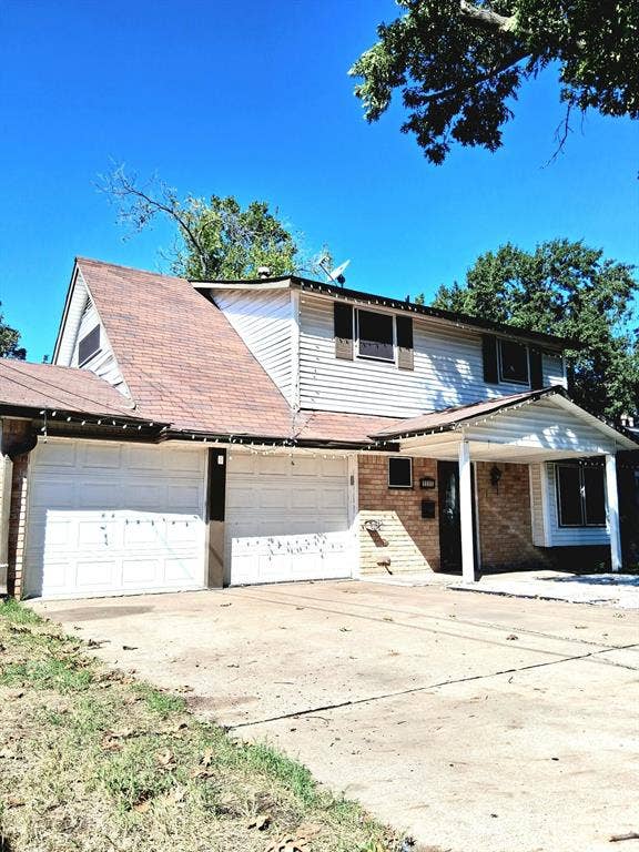Property photo for 1111 Hickory Street, Irving, TX