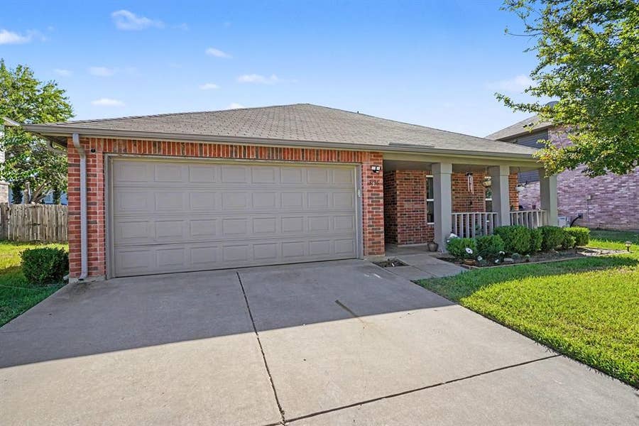 Property photo for 3136 Pine Valley Drive, Grand Prairie, TX