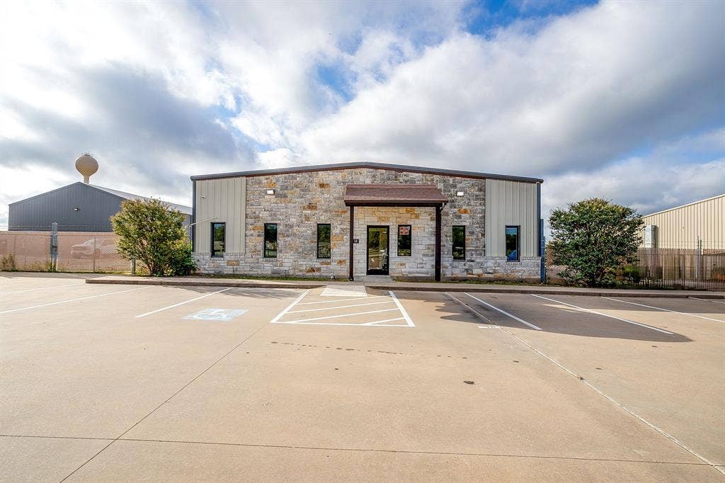 714 Hughie Long Road, Cresson, TX 76035 714 Hughie Long Road, Cresson, TX 76035