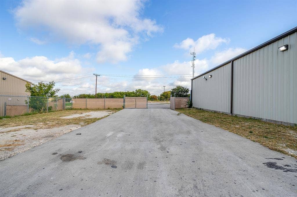 714 Hughie Long Road, Cresson, TX 76035 714 Hughie Long Road, Cresson, TX 76035