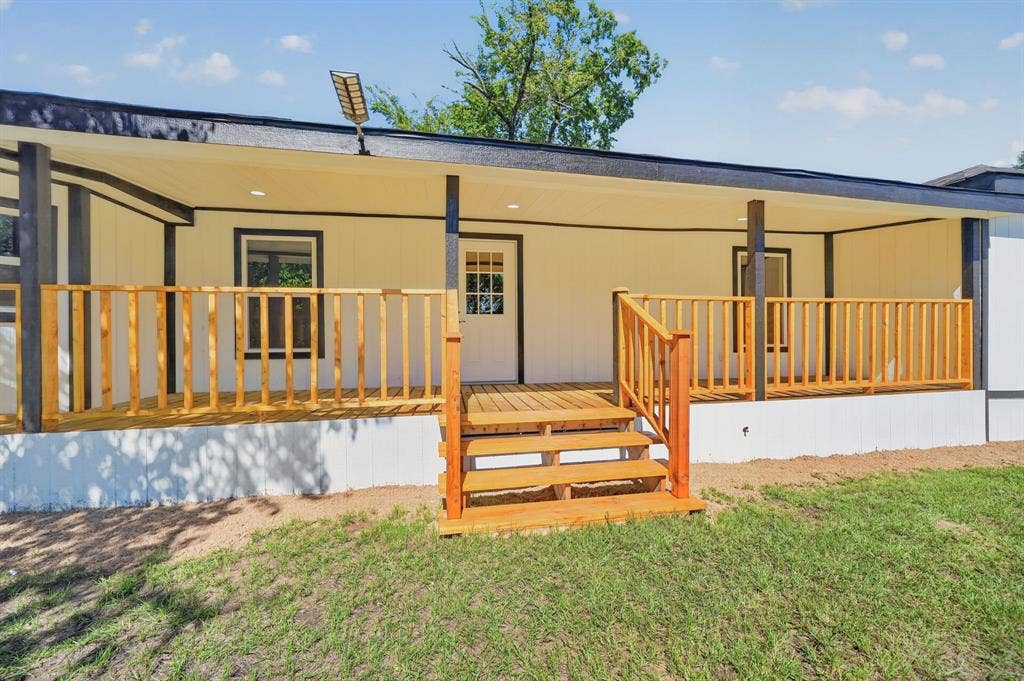 3016 Payne Street, Wills Point, TX 75169