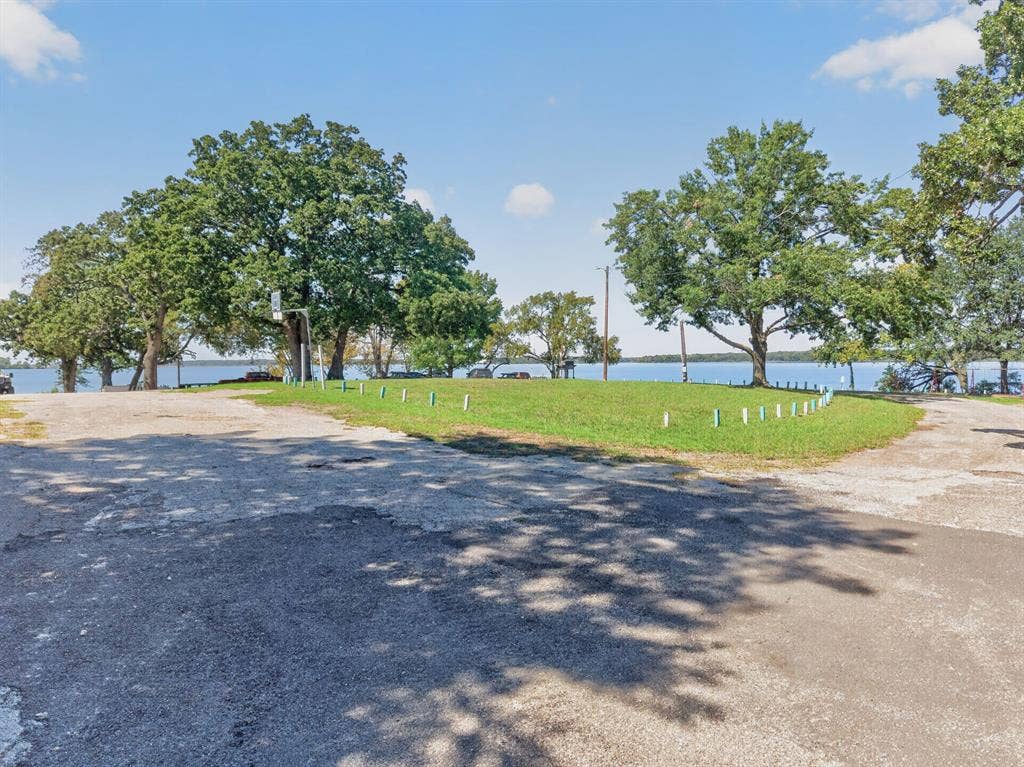 3016 Payne Street, Wills Point, TX 75169