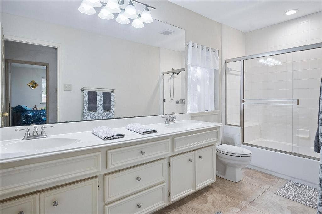 1211 Laguna Place, Carrollton, TX 75006 1211 Laguna Place, Carrollton, TX 75006