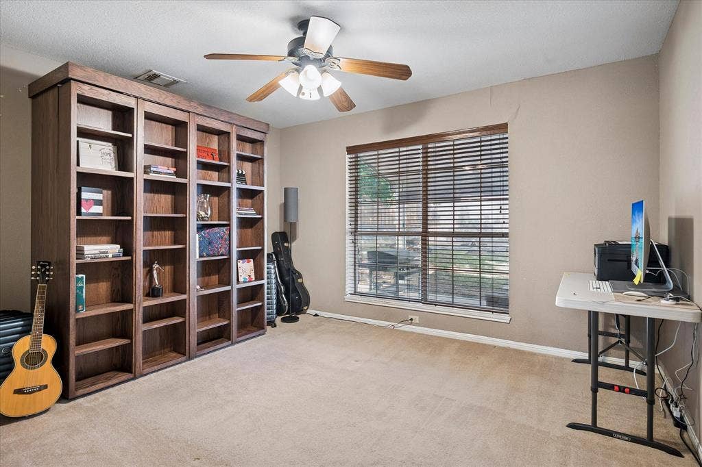 1211 Laguna Place, Carrollton, TX 75006 1211 Laguna Place, Carrollton, TX 75006