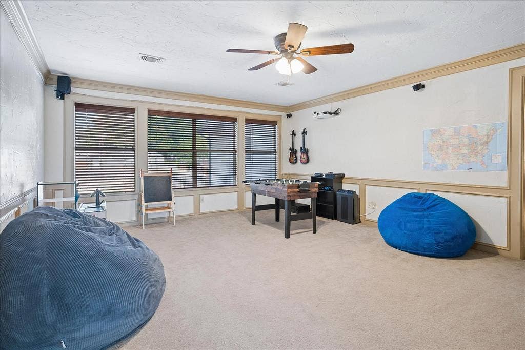 1211 Laguna Place, Carrollton, TX 75006 1211 Laguna Place, Carrollton, TX 75006