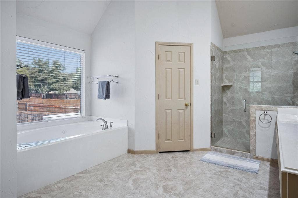 1211 Laguna Place, Carrollton, TX 75006 1211 Laguna Place, Carrollton, TX 75006