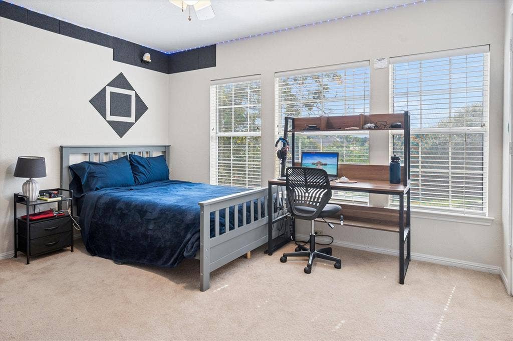 1211 Laguna Place, Carrollton, TX 75006 1211 Laguna Place, Carrollton, TX 75006