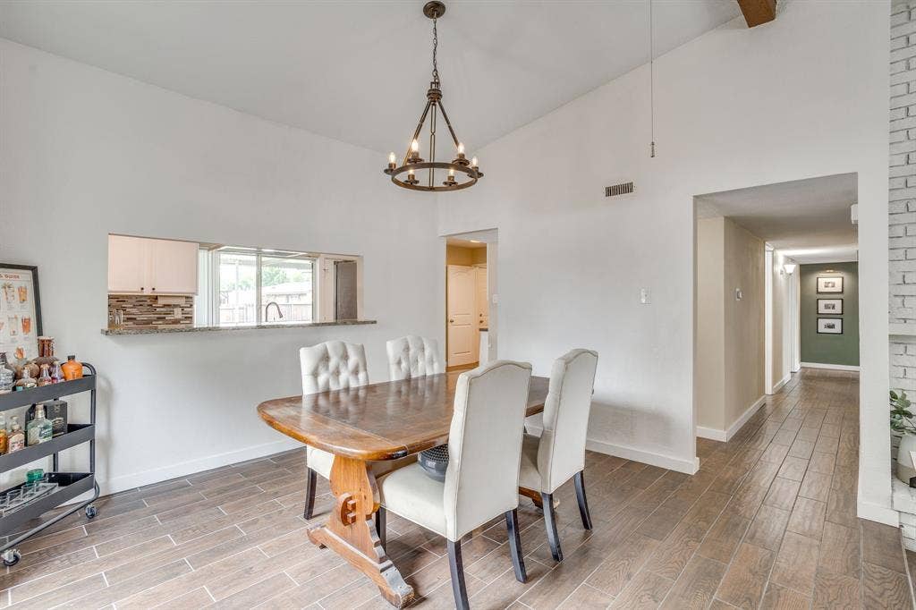 2101 Alder Trail, Grand Prairie, TX 75052