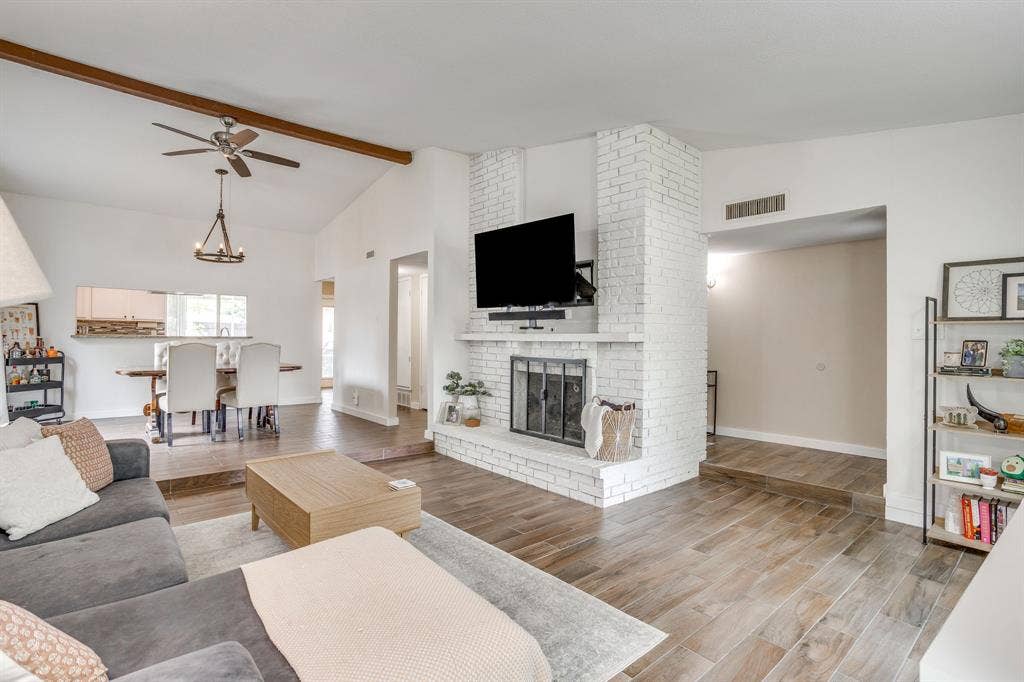 2101 Alder Trail, Grand Prairie, TX 75052