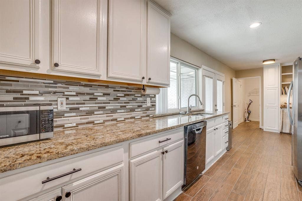 2101 Alder Trail, Grand Prairie, TX 75052