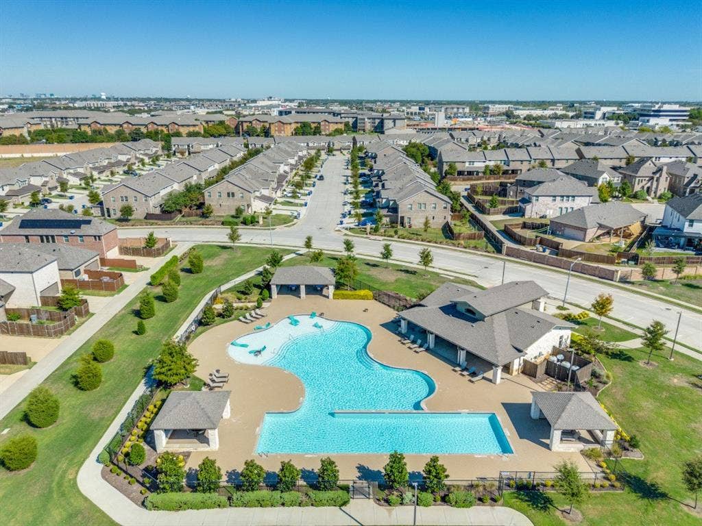 8044 Sarahville Drive, Dallas, TX 75252