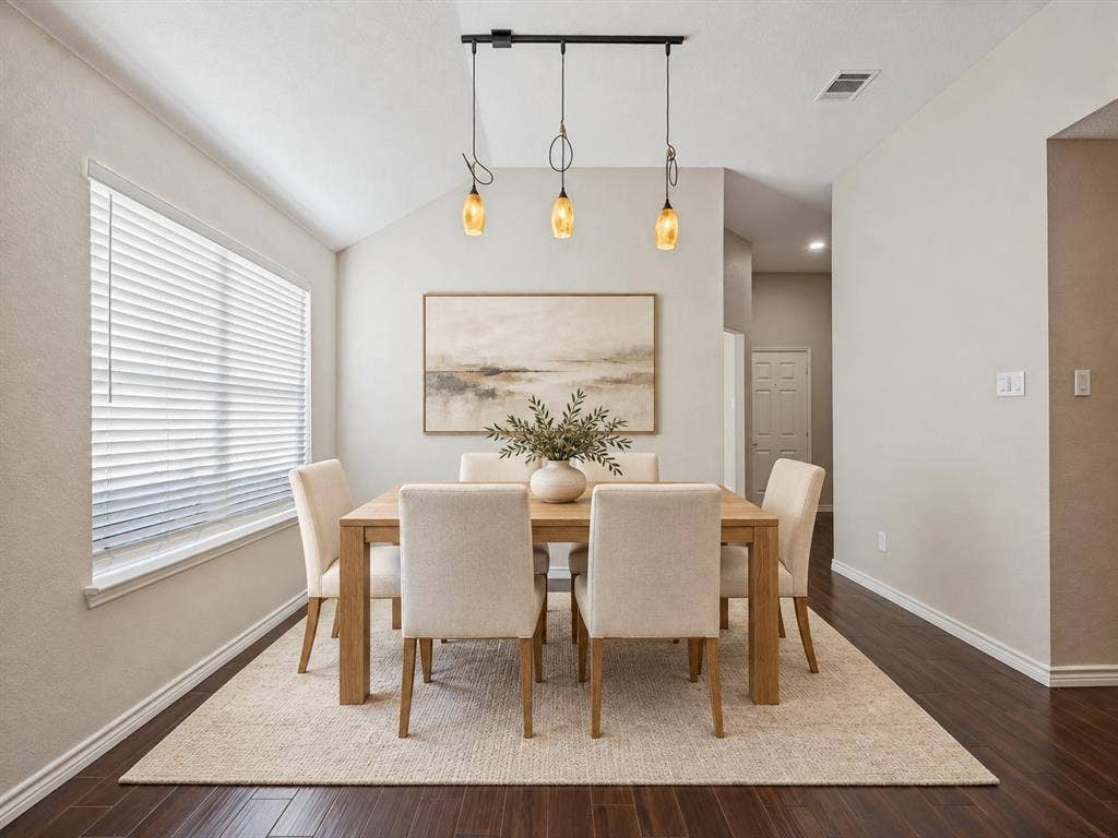 2616 Emerald Lane, McKinney, TX 75071 VIRTUALLY Staged Dining Area