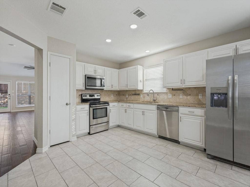 2616 Emerald Lane, McKinney, TX 75071 2616 Emerald Lane, McKinney, TX 75071