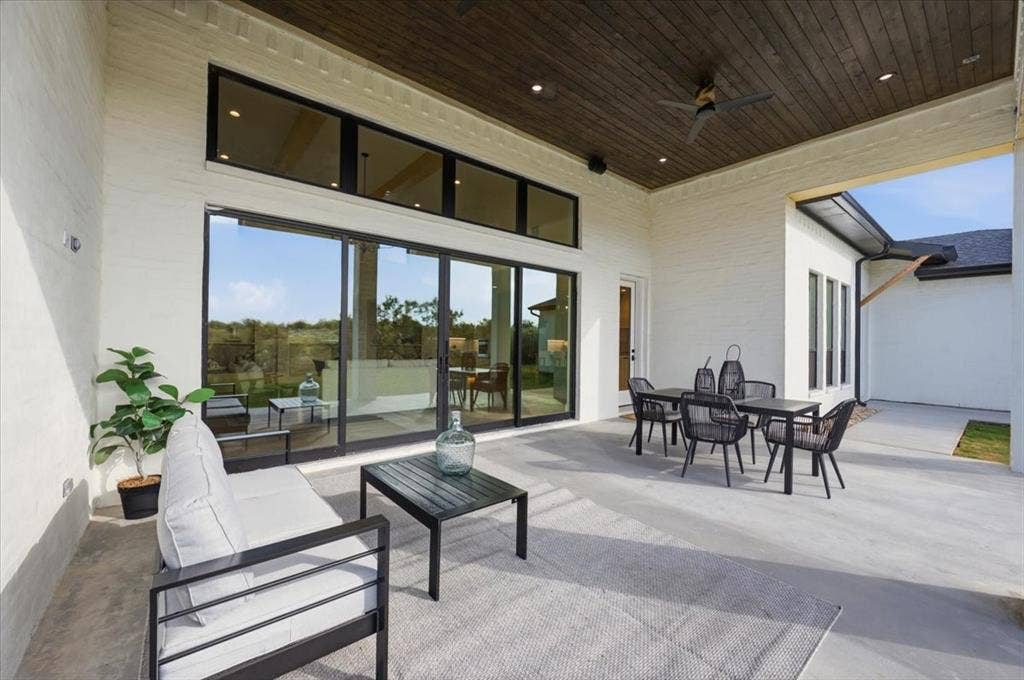 972 San Jacinto Drive, Aledo, TX 76008 972 San Jacinto Drive, Aledo, TX 76008