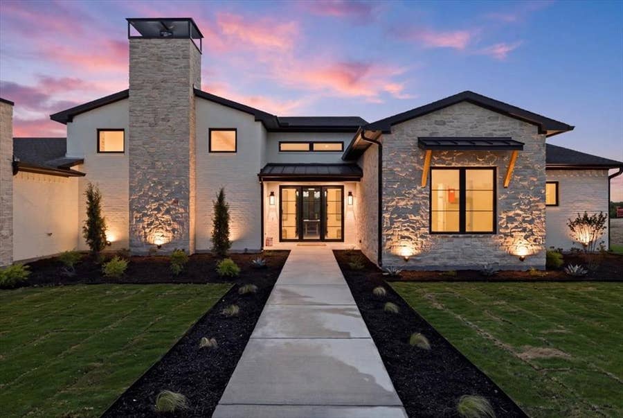 Property photo for 972 San Jacinto Drive, Aledo, TX
