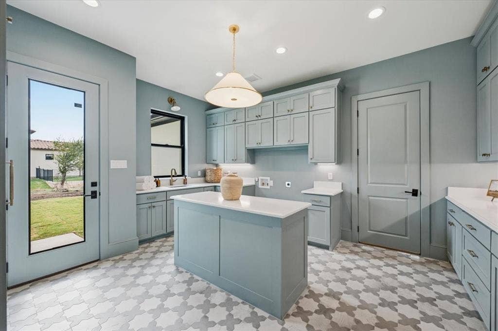 972 San Jacinto Drive, Aledo, TX 76008 972 San Jacinto Drive, Aledo, TX 76008