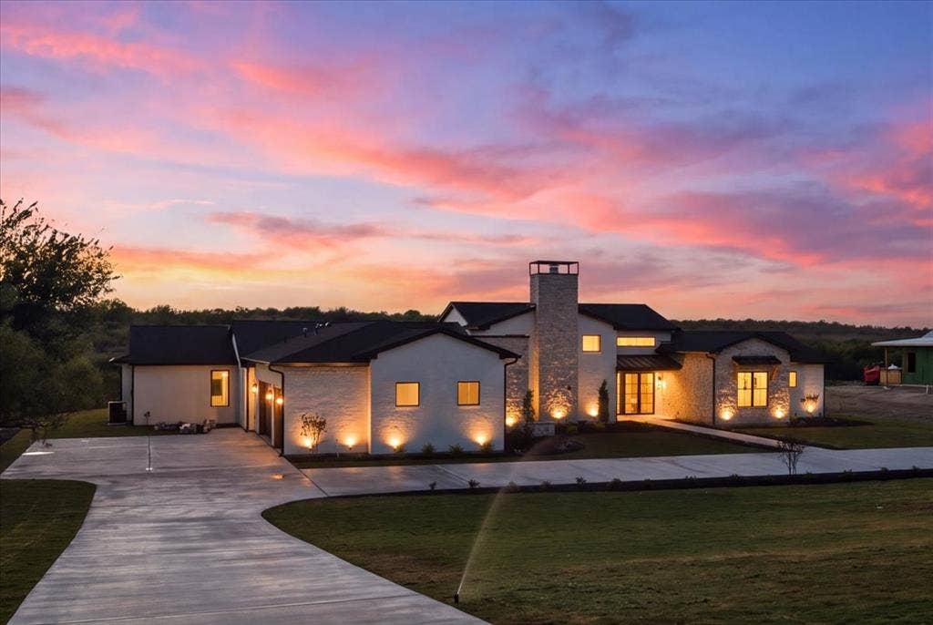 972 San Jacinto Drive, Aledo, TX 76008 972 San Jacinto Drive, Aledo, TX 76008
