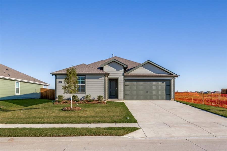 Property photo for 400 Saddle Blanket Drive, Nevada, TX