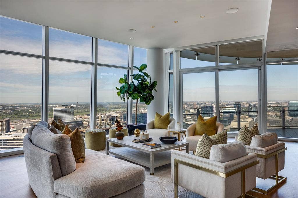1918 Olive Street, #3601, Dallas, TX 75201
