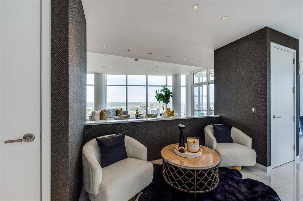 1918 Olive Street, #3601, Dallas, TX 75201