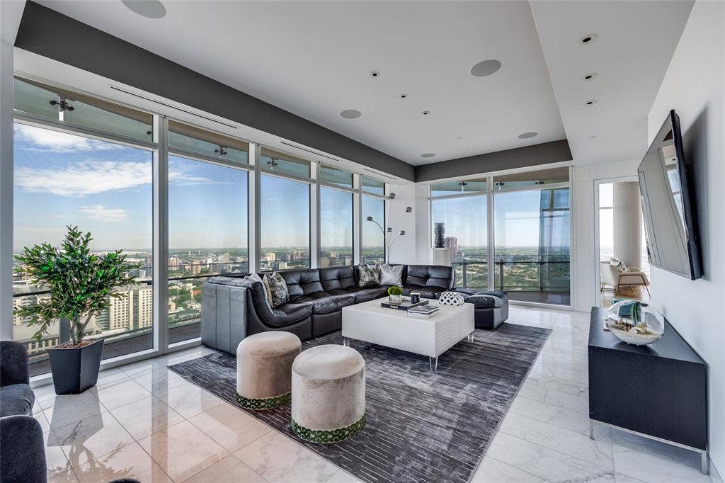 1918 Olive Street, #3601, Dallas, TX 75201