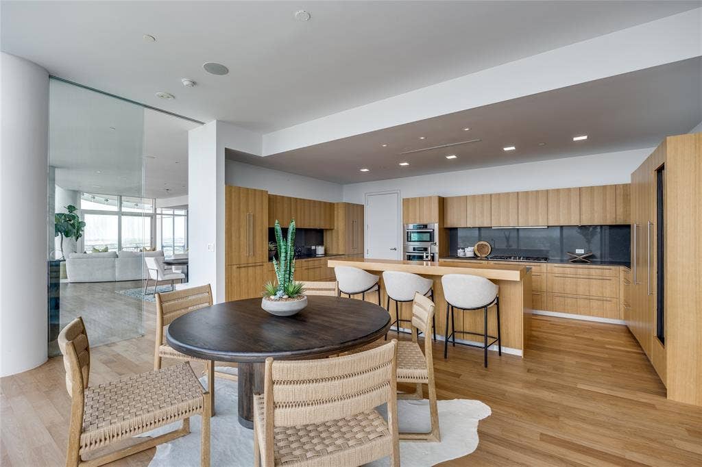 1918 Olive Street, #3601, Dallas, TX 75201