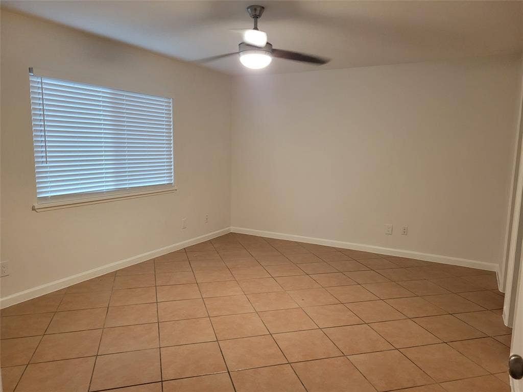 6520 Chinaberry Trail, Plano, TX 75023 6520 Chinaberry Trail, Plano, TX 75023