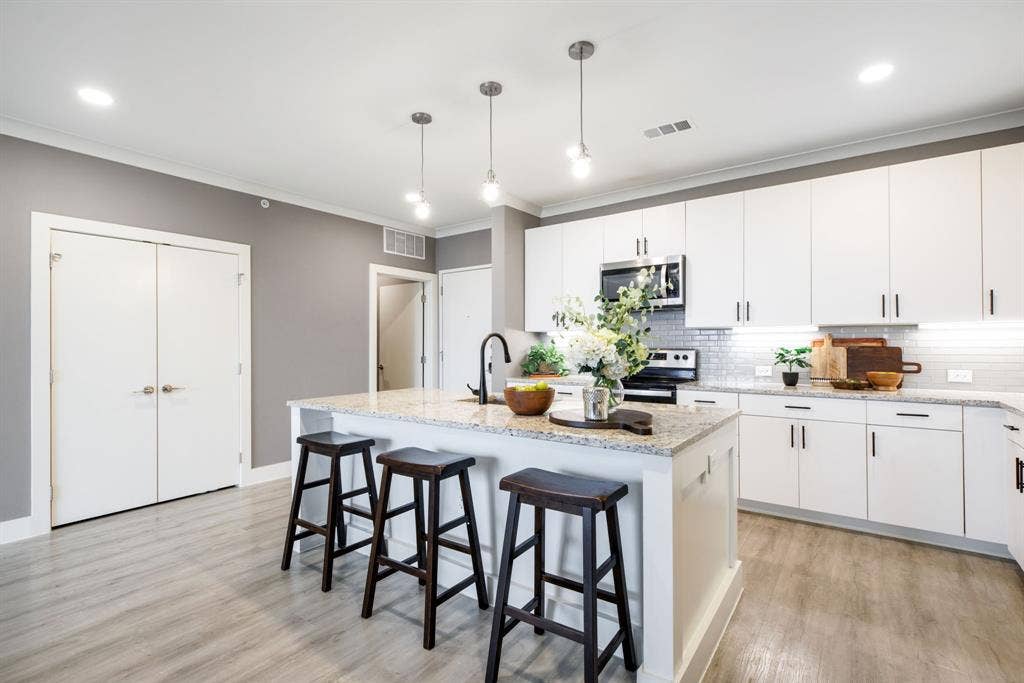 3517 Windhaven Parkway, #2404, Lewisville, TX 75056 3517 Windhaven Parkway, #2404, Lewisville, TX 75056