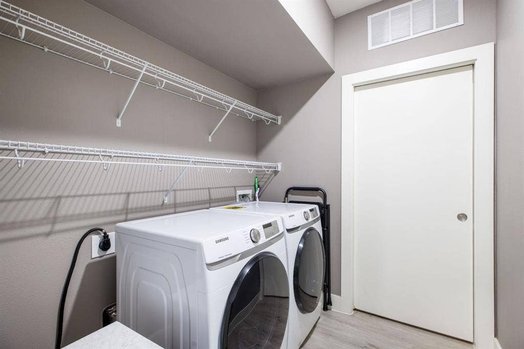 3517 Windhaven Parkway, #2404, Lewisville, TX 75056 3517 Windhaven Parkway, #2404, Lewisville, TX 75056