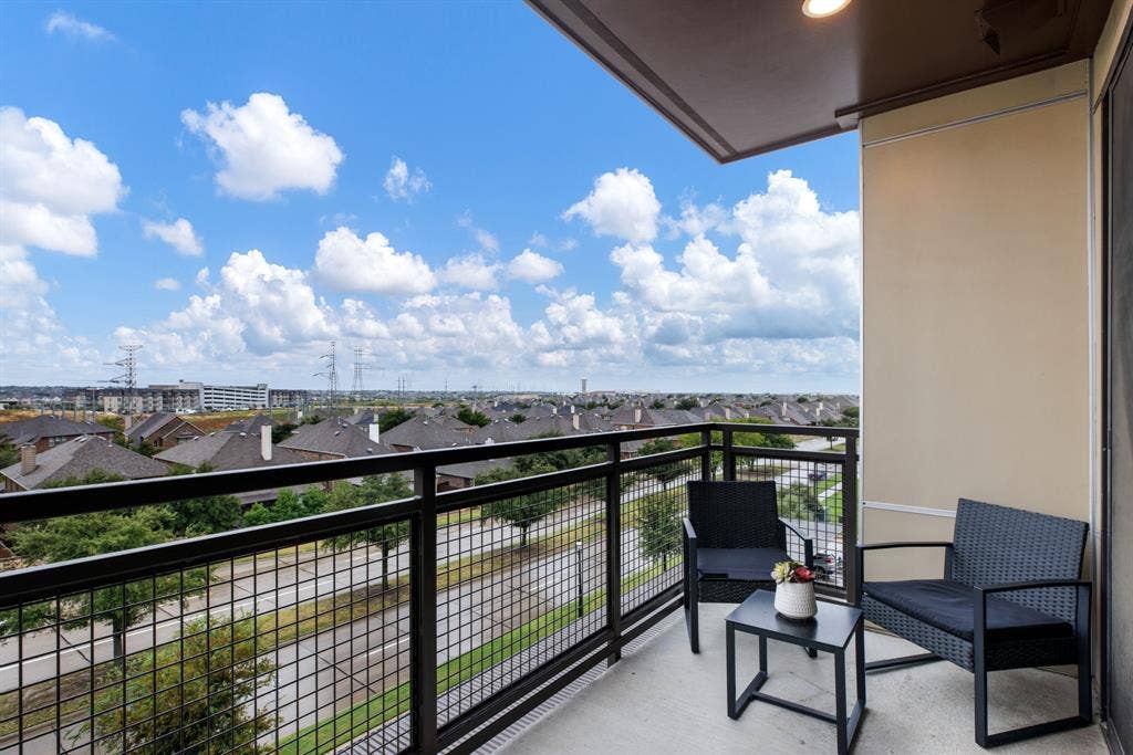3517 Windhaven Parkway, #2404, Lewisville, TX 75056 3517 Windhaven Parkway, #2404, Lewisville, TX 75056
