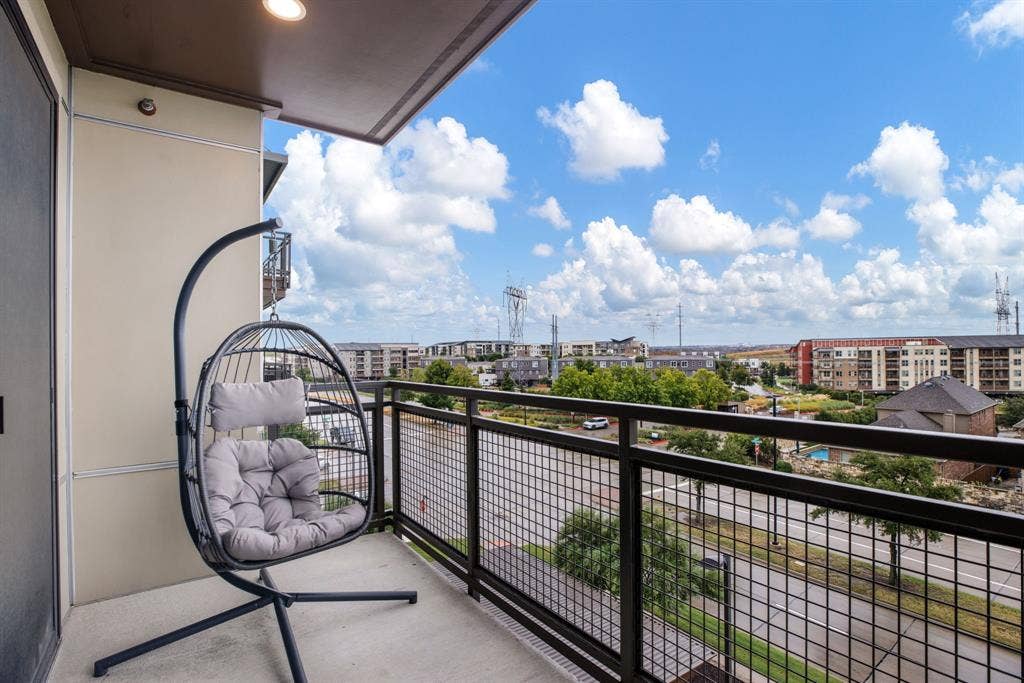 3517 Windhaven Parkway, #2404, Lewisville, TX 75056 3517 Windhaven Parkway, #2404, Lewisville, TX 75056