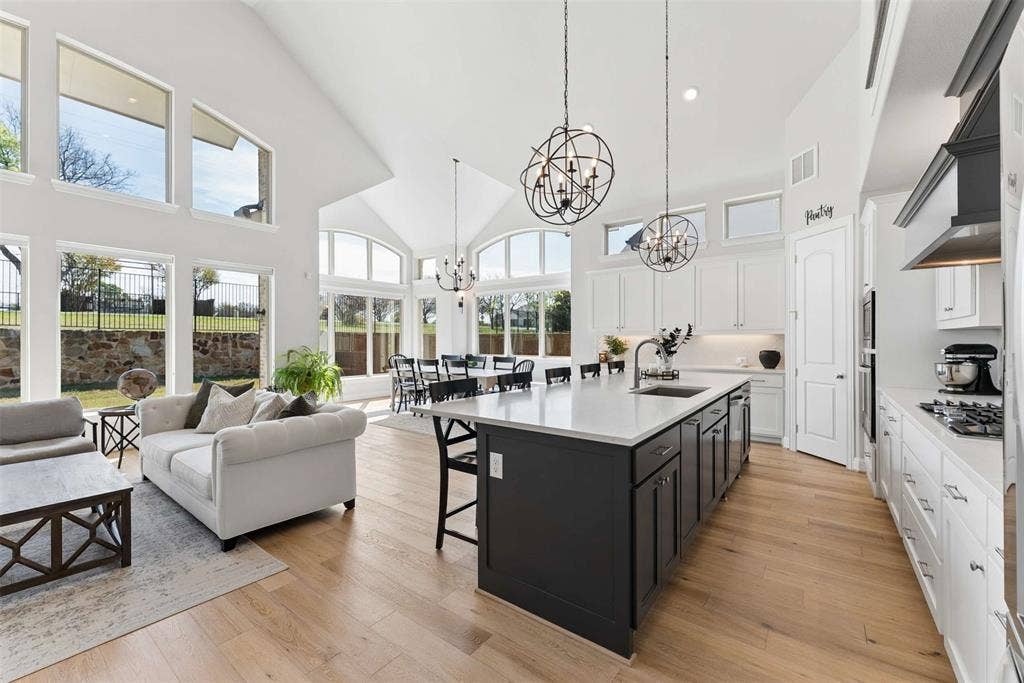 4516 Ravenbank Drive, Rockwall, TX 75087 4516 Ravenbank Drive, Rockwall, TX 75087