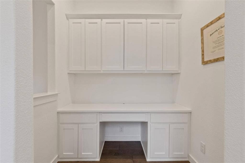924 Marian Drive, Allen, TX 75013 924 Marian Drive, Allen, TX 75013