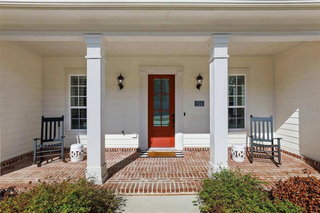 924 Marian Drive, Allen, TX 75013 924 Marian Drive, Allen, TX 75013