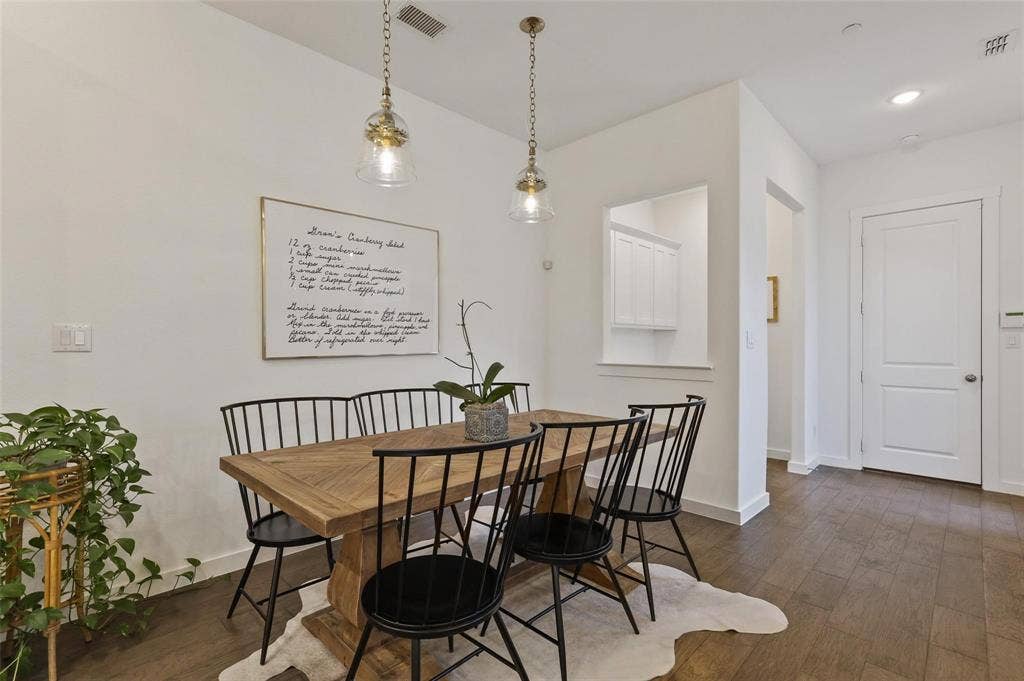 924 Marian Drive, Allen, TX 75013 924 Marian Drive, Allen, TX 75013