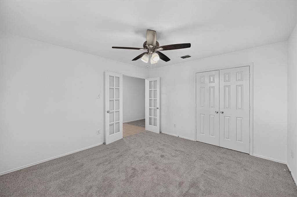 8417 Redheart Street, Arlington, TX 76002 8417 Redheart Street, Arlington, TX 76002