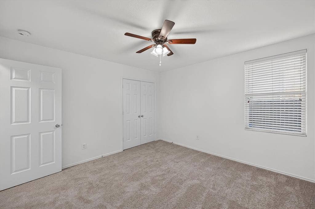 8417 Redheart Street, Arlington, TX 76002 8417 Redheart Street, Arlington, TX 76002