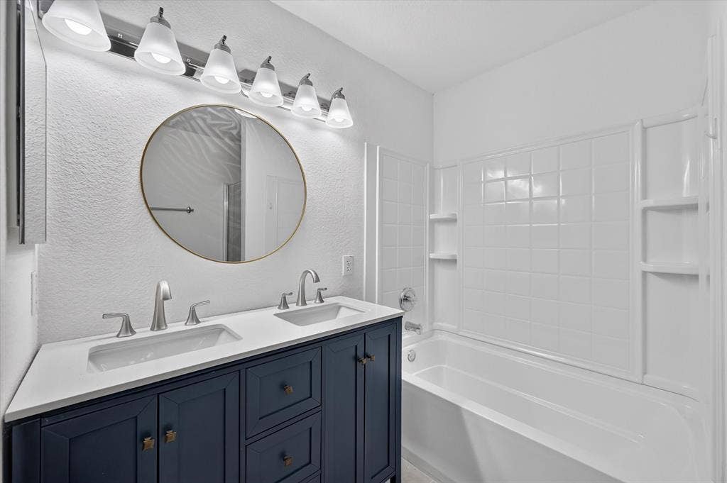 8417 Redheart Street, Arlington, TX 76002 8417 Redheart Street, Arlington, TX 76002