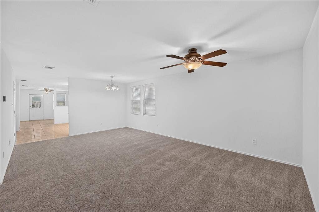 8417 Redheart Street, Arlington, TX 76002 8417 Redheart Street, Arlington, TX 76002