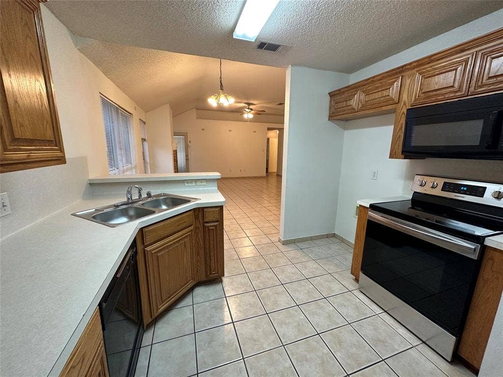 12216 Rolling Ridge Drive, Fort Worth, TX 76028 12216 Rolling Ridge Drive, Fort Worth, TX 76028