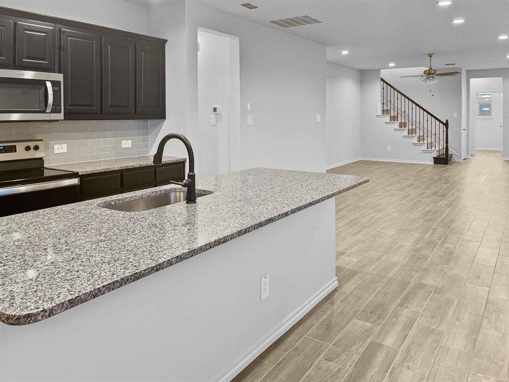 1817 Winecup Drive, Melissa, TX 75454 1817 Winecup Drive, Melissa, TX 75454