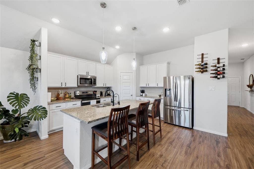 2208 Maplewood Drive, Melissa, TX 75454 2208 Maplewood Drive, Melissa, TX 75454